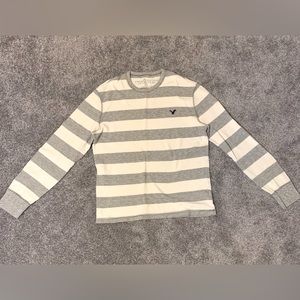 American Eagle long sleeve T-shirt